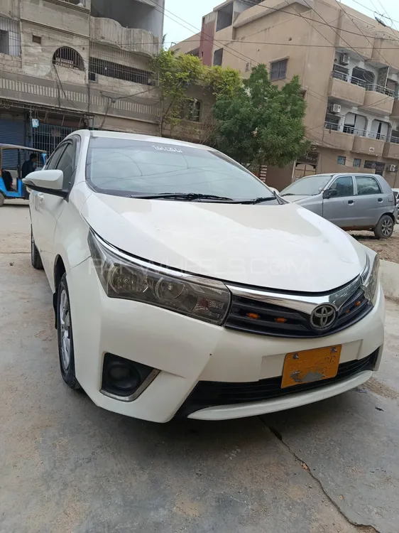 Toyota Corolla 2016 for Sale in Karachi Image-1