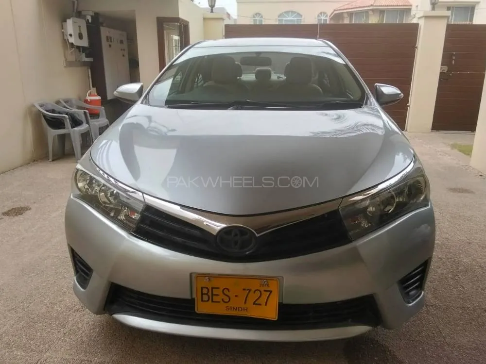 Toyota Corolla 2015 for Sale in Karachi Image-1