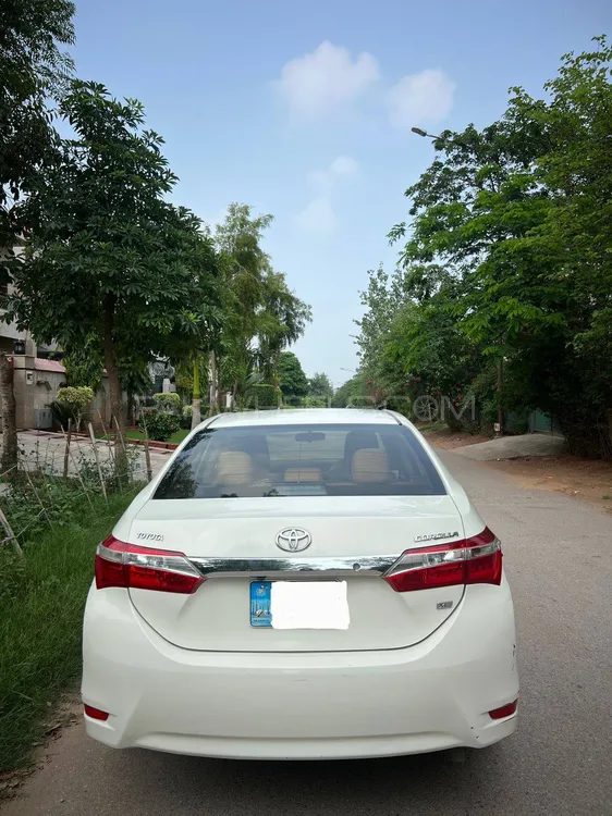 Toyota Corolla 2017 for Sale in Islamabad Image-1