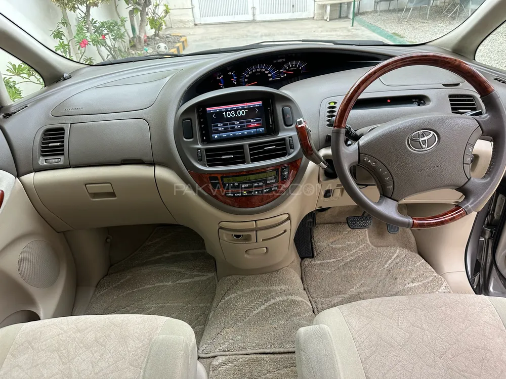 ٹویوٹا ایسٹیما 2004 for Sale in کراچی ٹویوٹا ایسٹیما 2004 for Sale in کراچی Image-13