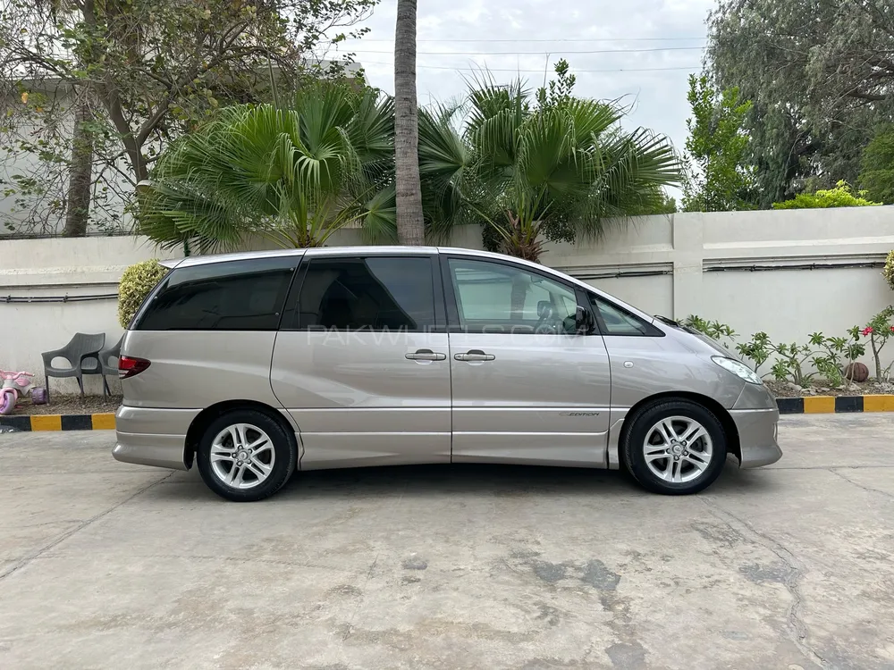 ٹویوٹا ایسٹیما 2004 for Sale in کراچی ٹویوٹا ایسٹیما 2004 for Sale in کراچی Image-3