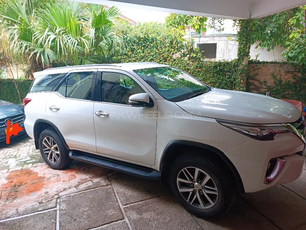 Toyota Fortuner 2018 for Sale in Islamabad Image-1