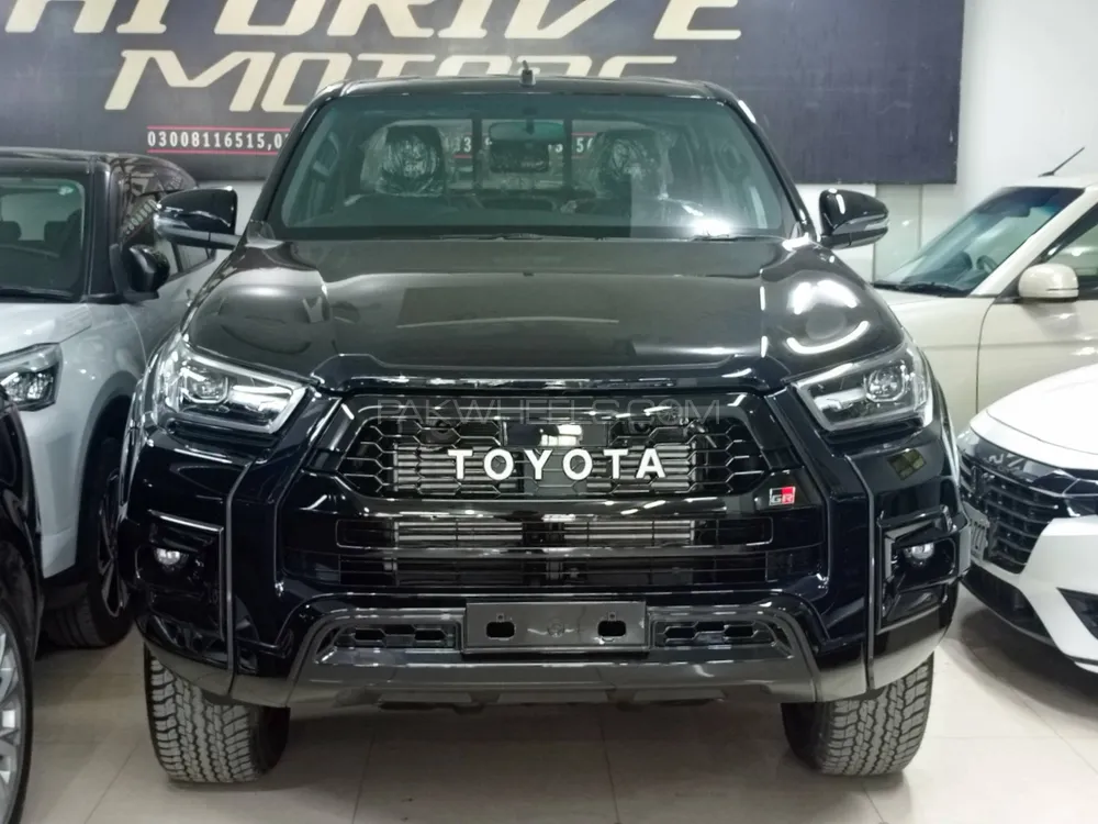 Toyota Hilux 2025 for Sale in Islamabad Image-1