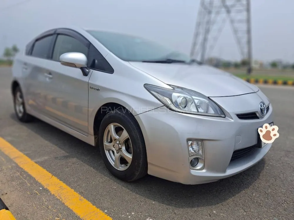 Toyota Prius 2015 for Sale in Islamabad Image-1