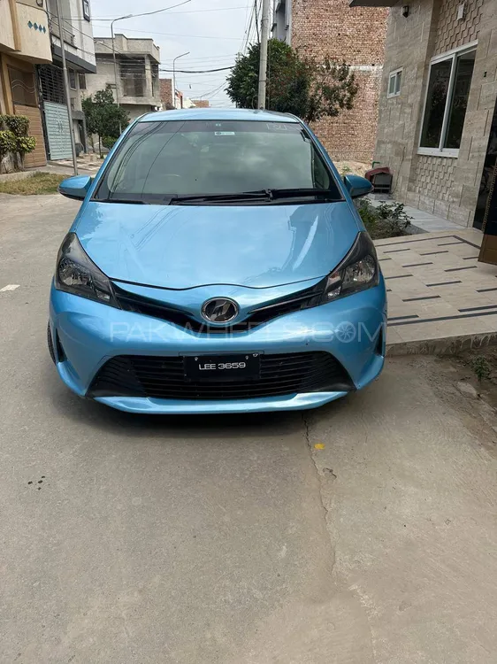 Toyota Vitz 2014 for Sale in Faisalabad Image-1