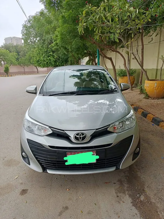 Toyota Yaris Sedan 2022 for Sale in Karachi Image-1