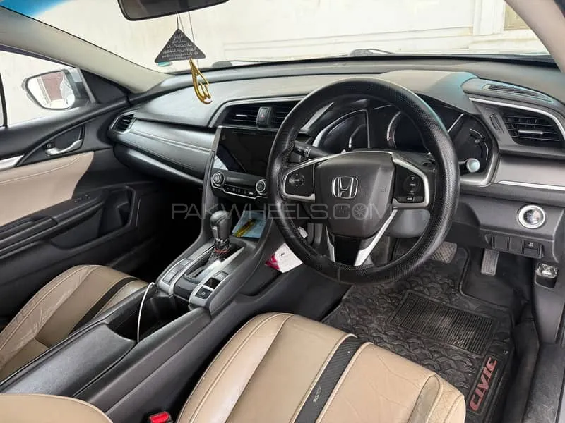 Honda Civic 2016 for Sale in Gujranwala Image-1