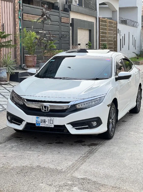 Honda Civic 2019 for Sale in Peshawar Image-1