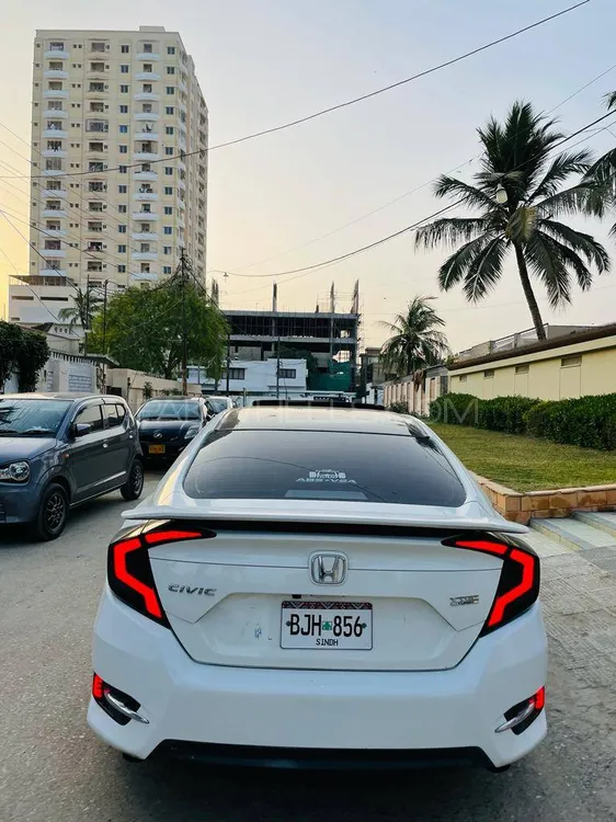 Honda Civic 2017 for Sale in Karachi Image-1