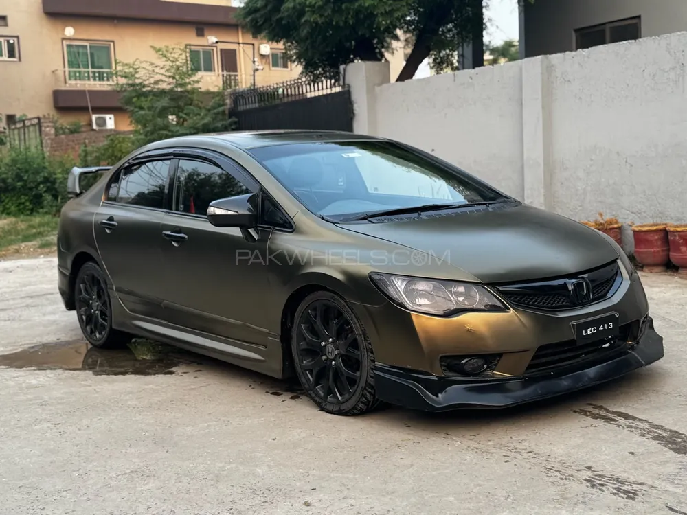 Honda Civic 2010 for Sale in Lahore Image-1