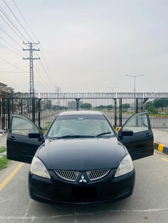 Mitsubishi Lancer 2005 for Sale in Lahore Image-1