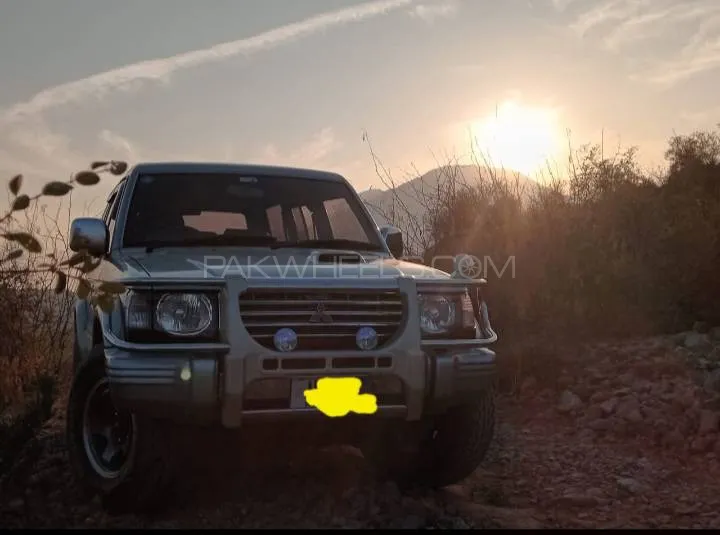 Mitsubishi Pajero 1997 for Sale in Kamra Image-1