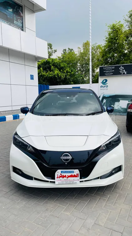 Nissan Leaf 2022 for Sale in Lahore Image-1