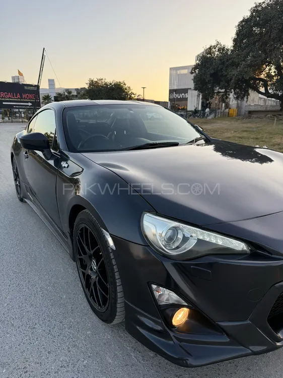 Subaru Brz 2014 for Sale in Islamabad Subaru Brz 2014 for Sale in Islamabad Image-2