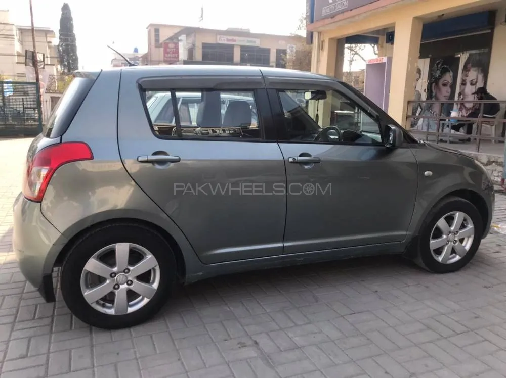 Suzuki Swift 2012 for Sale in Islamabad Image-1