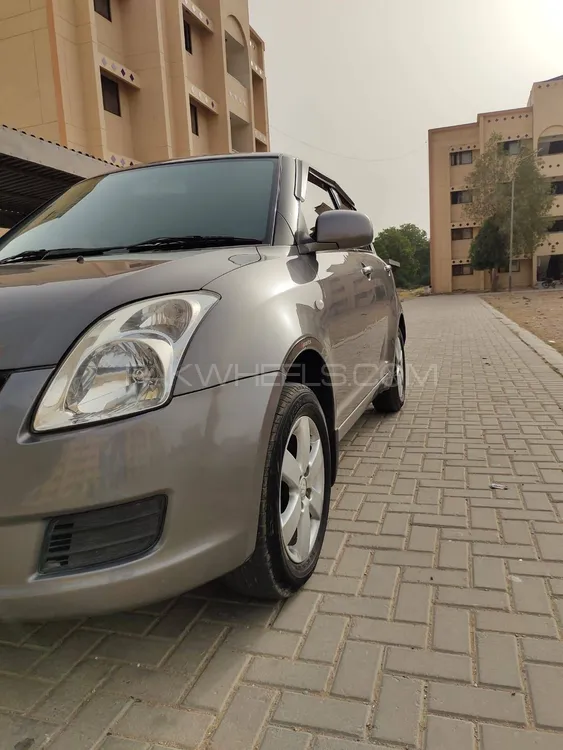 Suzuki Swift 2015 for Sale in Karachi Image-1