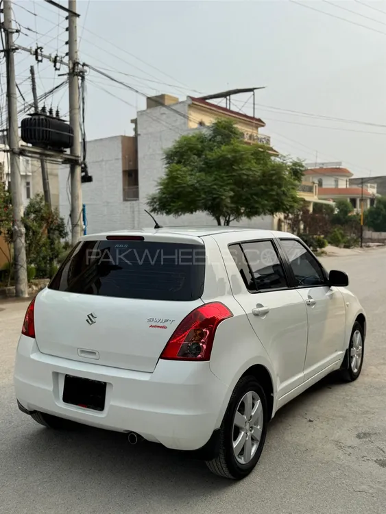 Suzuki Swift 2021 for Sale in Peshawar Image-1