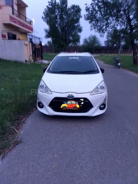 Toyota Aqua 2015 for Sale in Gujranwala Image-1