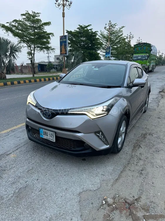 Toyota C-HR 2018 for Sale in Peshawar Image-1