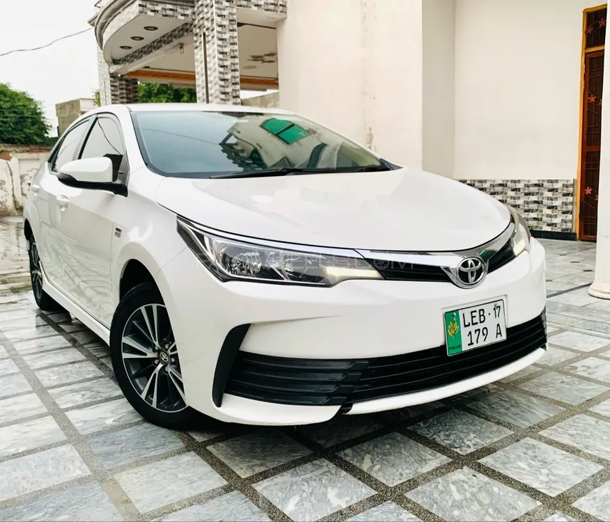 Toyota Corolla 2017 for Sale in Gujrat Image-1