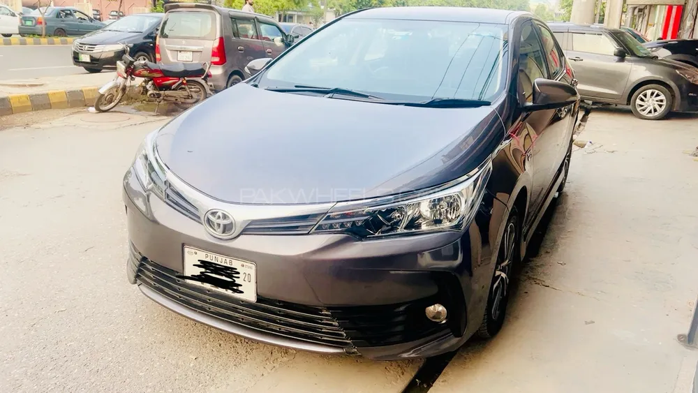 Toyota Corolla 2020 for Sale in Lahore Image-1