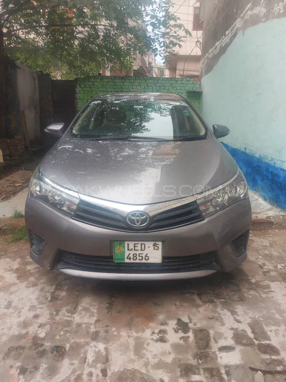 Toyota Corolla 2015 for Sale in Sialkot Image-1