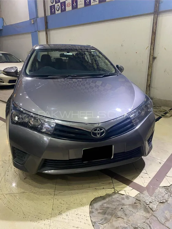 Toyota Corolla 2015 for Sale in Multan Image-1