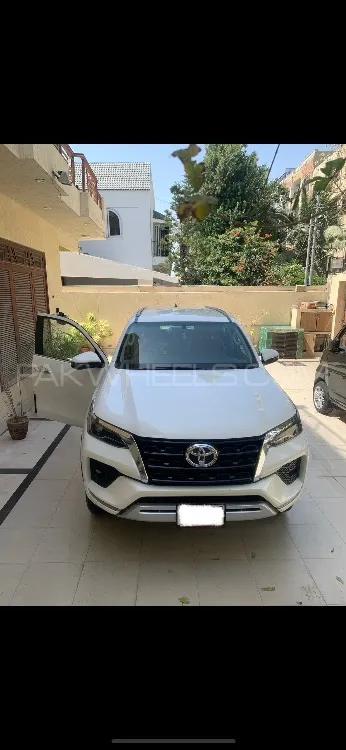 Toyota Fortuner 2021 for Sale in Karachi Image-1