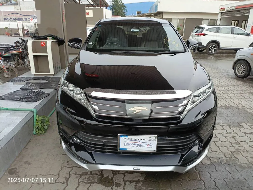 Toyota Harrier 2019 for Sale in Gujranwala Image-1