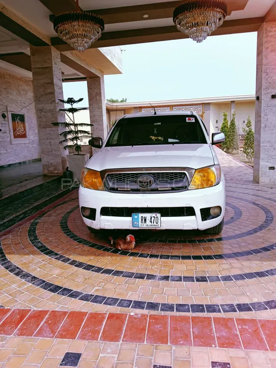 Toyota Hilux 2006 for Sale in Lahore Image-1
