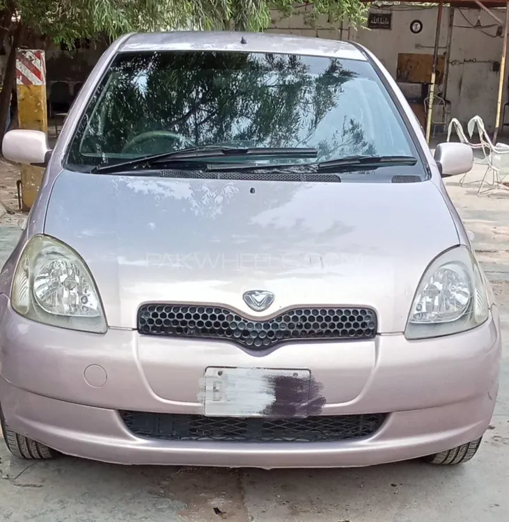 Toyota Vitz 1999 for Sale in Peshawar Image-1