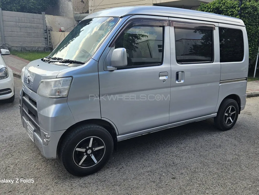 Daihatsu Hijet 2025 for Sale in Lahore Image-1