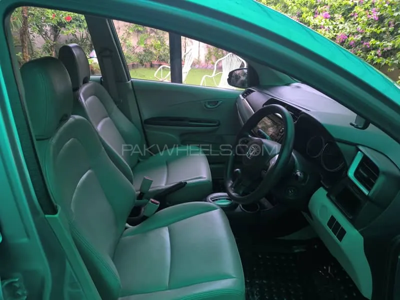 Honda BR-V 2017 for Sale in Lahore Image-1