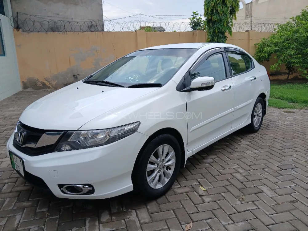 Honda City 2017 for Sale in Lahore Image-1