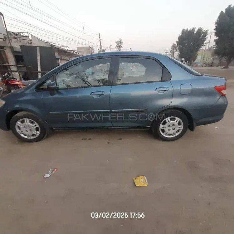 Honda City 2004 for Sale in Layyah Image-1