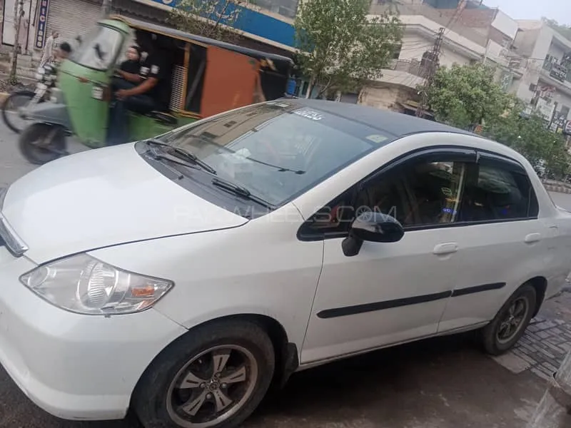 Honda City 2005 for Sale in Lahore Image-1