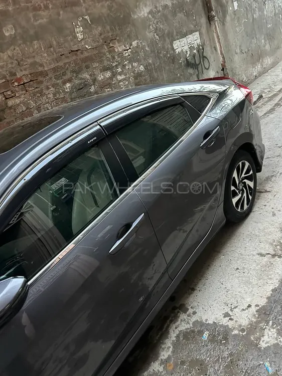 Honda Civic 2018 for Sale in Lahore Image-1