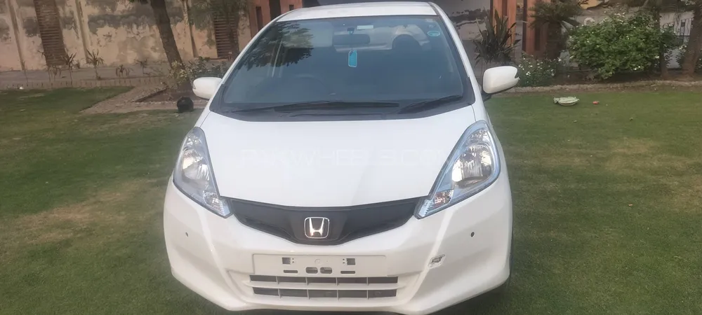Honda Fit 2012 for Sale in Lahore Image-1