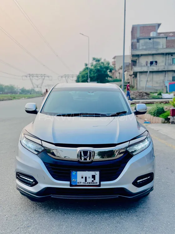 Honda Vezel 2014 for Sale in Islamabad Image-1