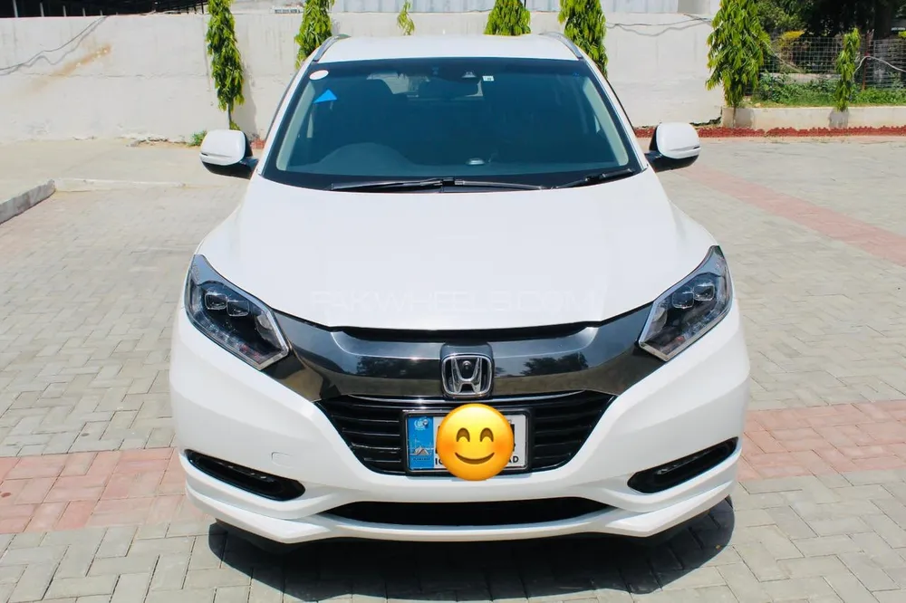 Honda Vezel 2016 for Sale in Rawalpindi Image-1
