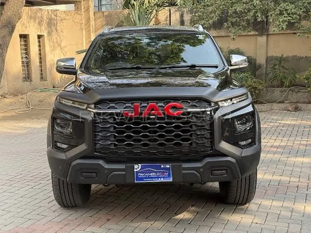 JAC T9 2025 for Sale in Multan Image-1