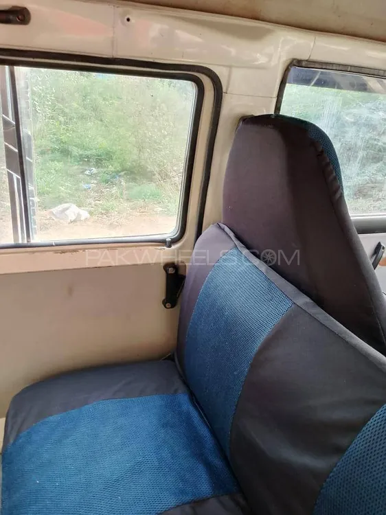 Suzuki Bolan 2010 for Sale in Karachi Image-1