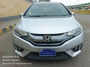 Honda Fit 1.5 Hybrid S Package 2015 for Sale