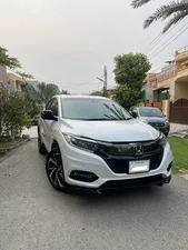 Honda Vezel Hybrid RS Honda Sensing  2018 for Sale