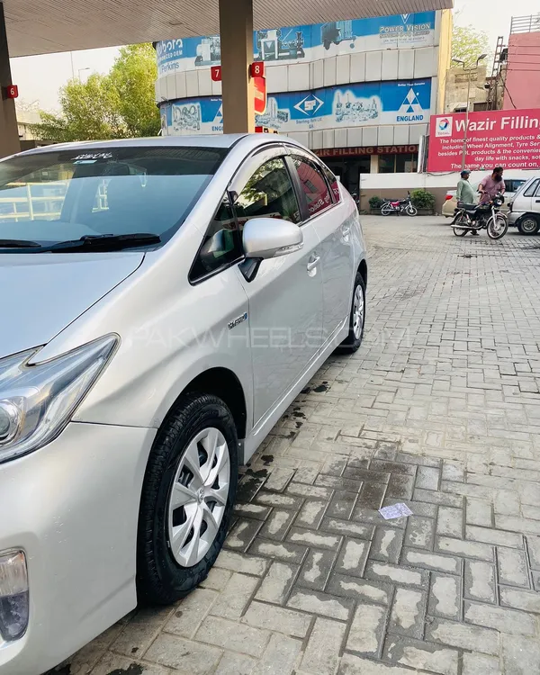 Toyota Corolla 2012 for Sale in Peshawar Image-1