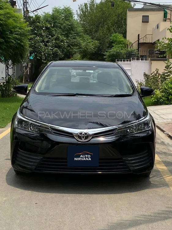 Toyota Corolla 2018 for Sale in Lahore Image-1