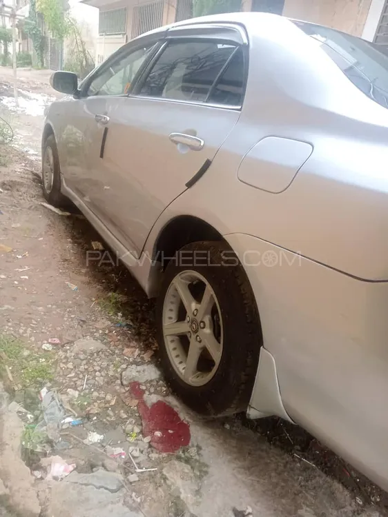 Toyota Corolla 2011 for Sale in Islamabad Image-1