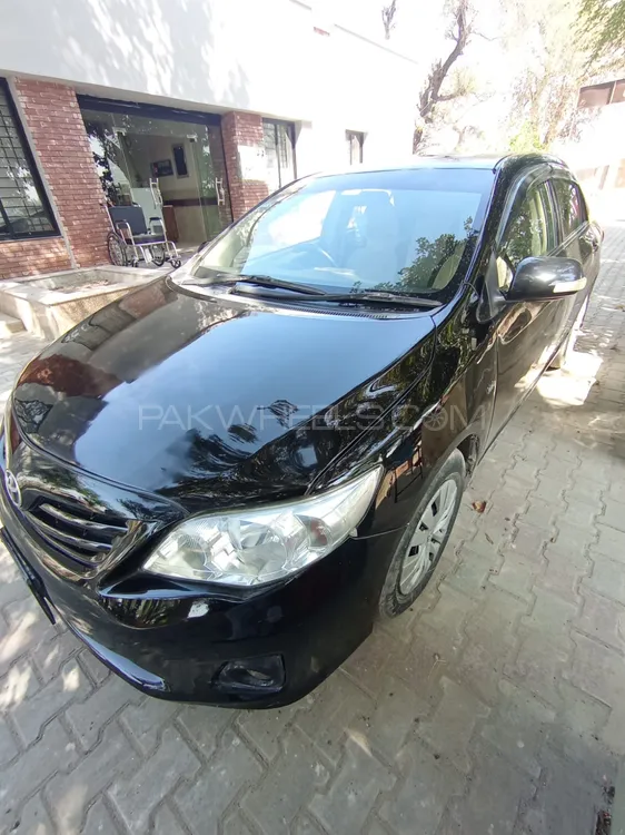 Toyota Corolla 2012 for Sale in Arifwala Image-1