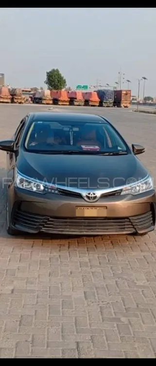 Toyota Corolla 2018 for Sale in Karachi Image-1