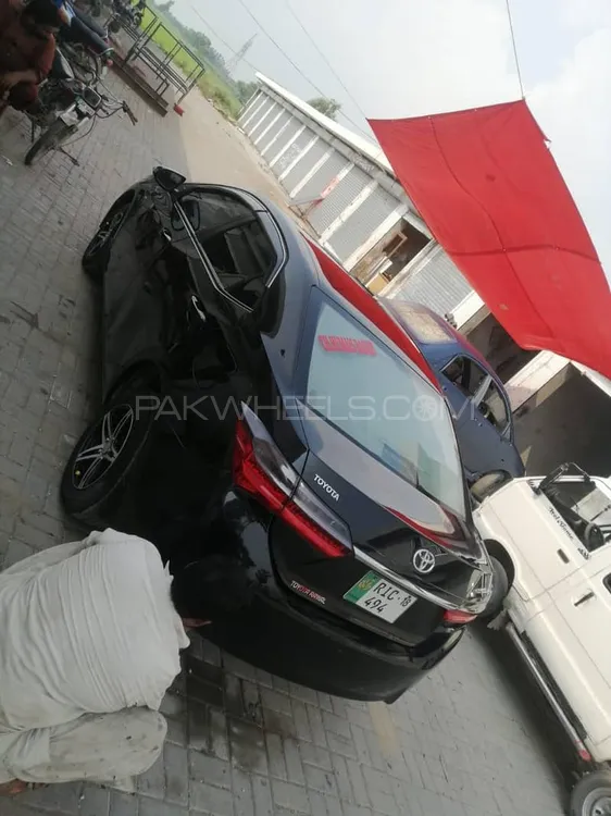 Toyota Corolla 2018 for Sale in Sialkot Image-1